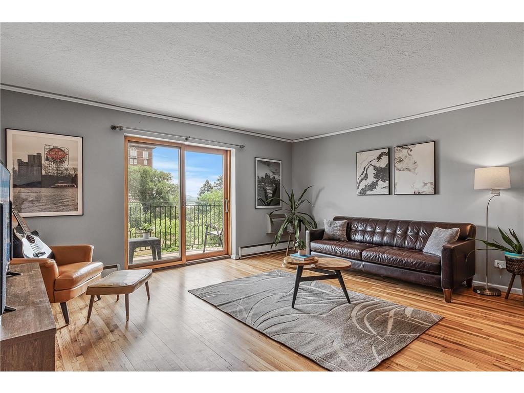 2928 Dean Parkway #4C Minneapolis MN 55416 - Bde Maka Ska 6362560 image1