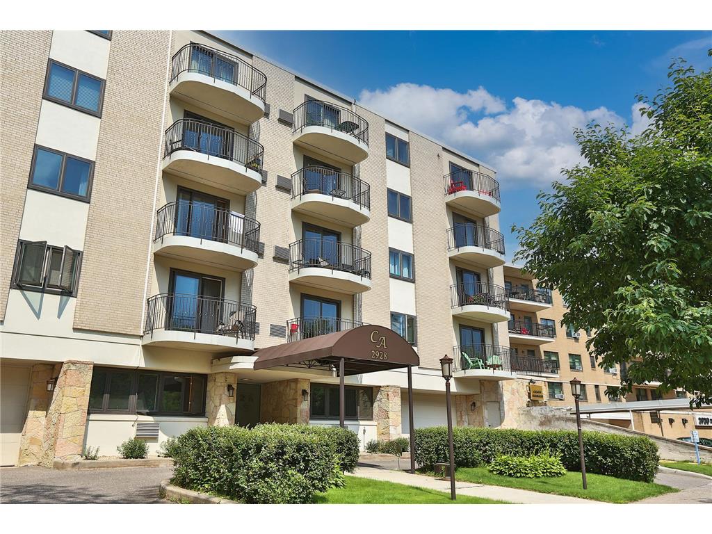 2928 Dean Parkway 5J, Minneapolis, MN, 55416 MLS 6571503 Edina Realty