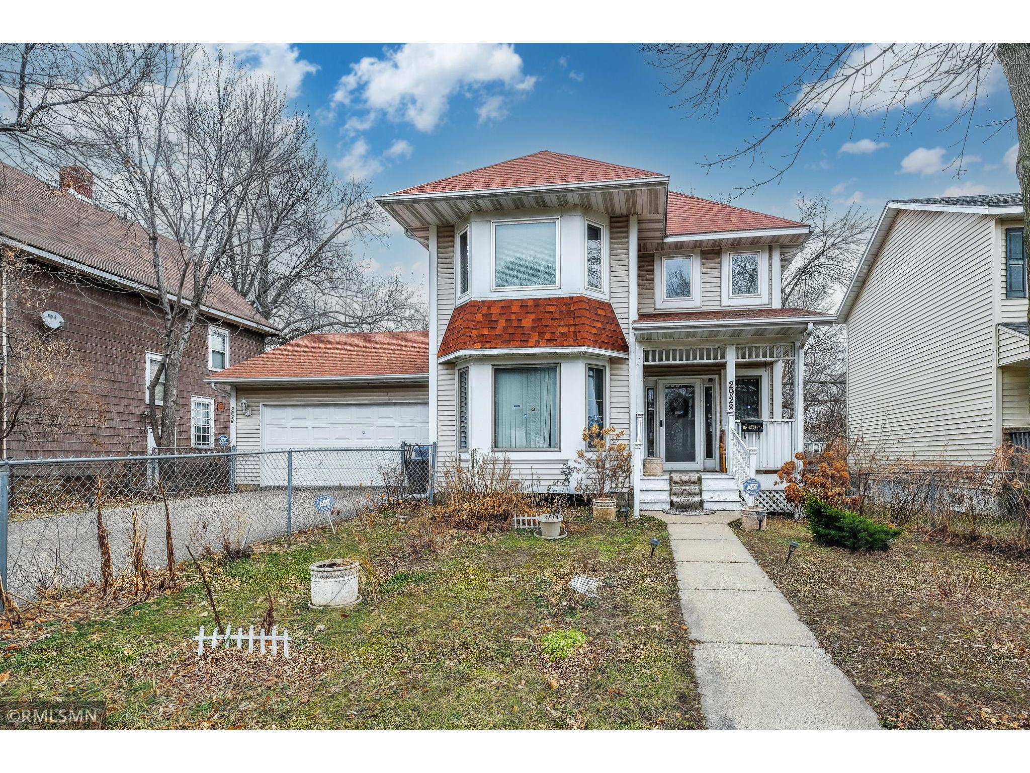 2928 Lyndale Avenue N, Minneapolis, MN 55411 MLS 6008758 Edina Realty