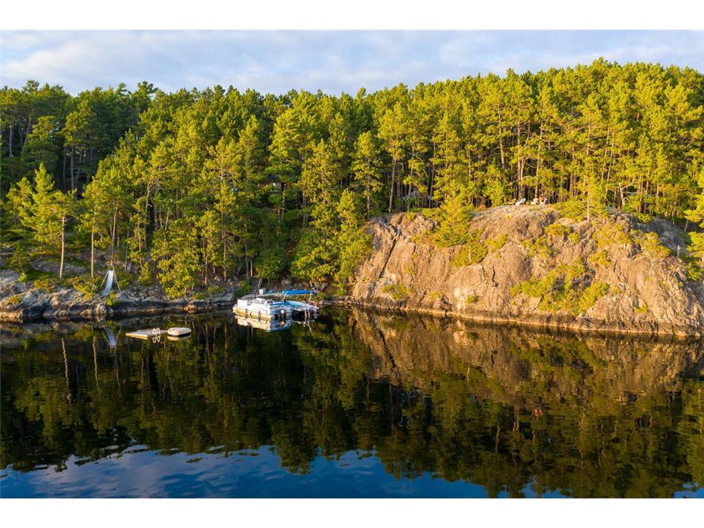 2928 Waters Island and Dock Van Vac Road Morse Twp MN 55731 - Burntside Lake 6559212 image3