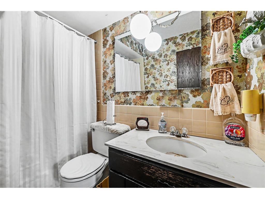 2929 18th Avenue N Minneapolis MN 55411 7027466 image18