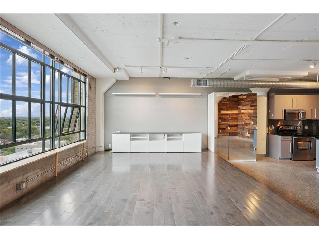 2929 Chicago Avenue #1002 Minneapolis MN 55407 6815361 image4