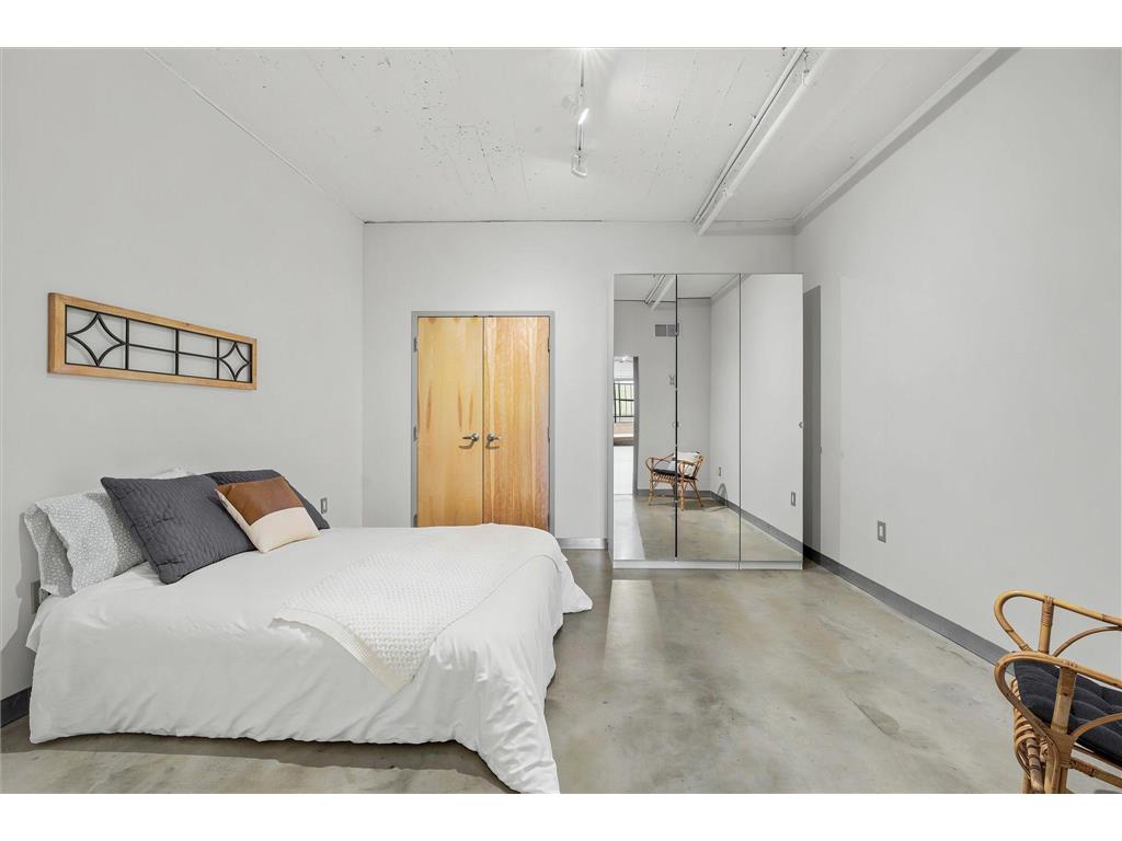 2929 Chicago Avenue #1002 Minneapolis MN 55407 7063276 image22