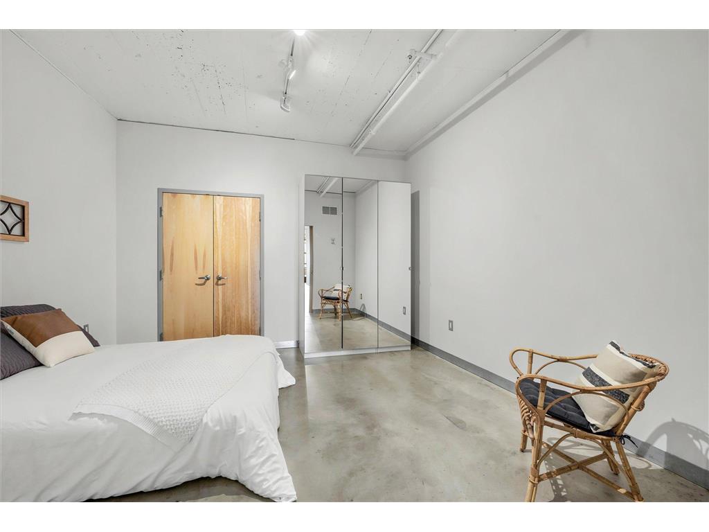 2929 Chicago Avenue #1002 Minneapolis MN 55407 7063276 image24