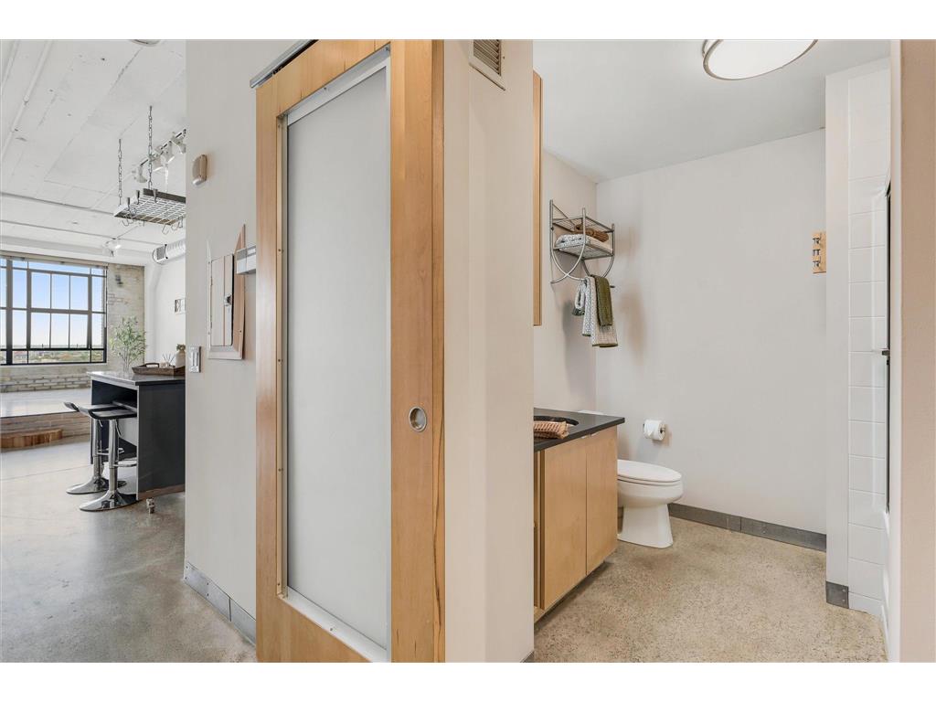 2929 Chicago Avenue #1002 Minneapolis MN 55407 7063276 image33
