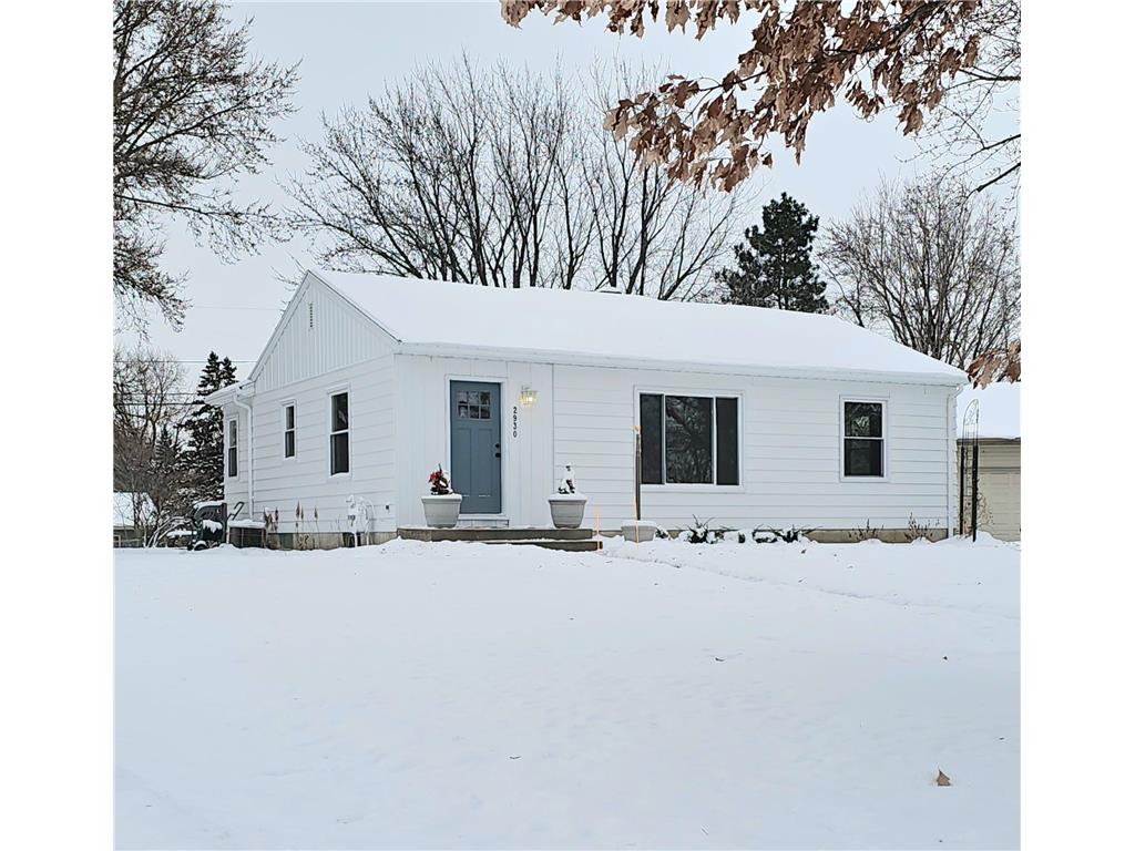 2930 Arona Street Roseville MN 55113 6642221 image1