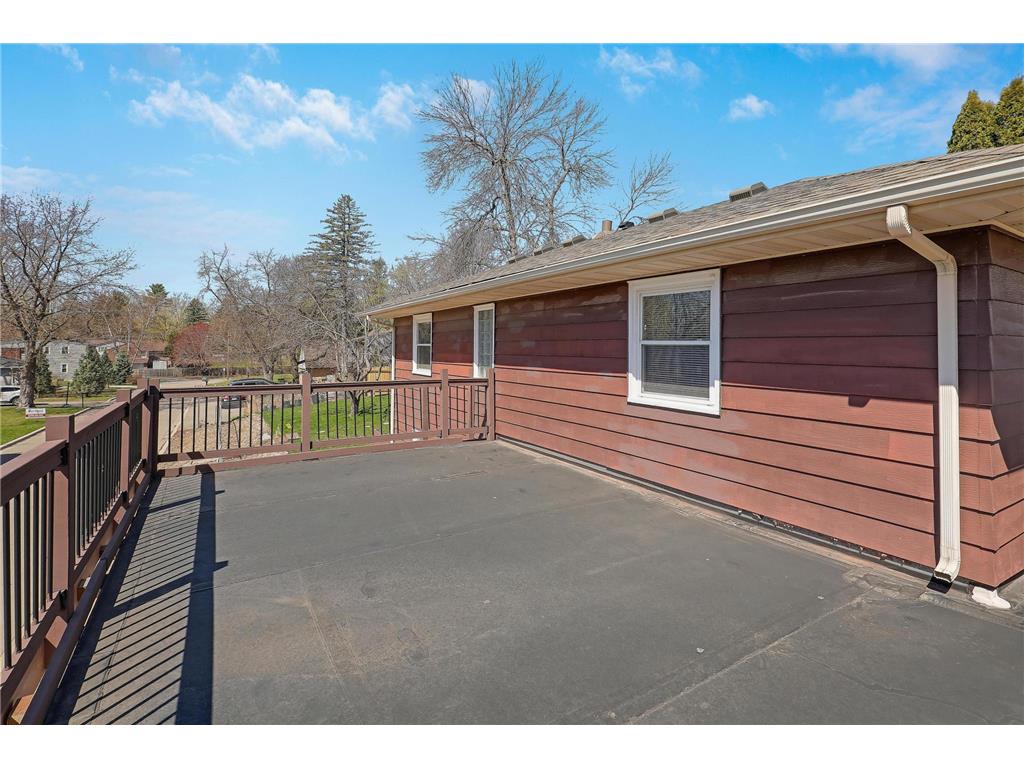 2930 Bay Street Minnetonka MN 55391 - Lake Minnetonka 7095350 image11