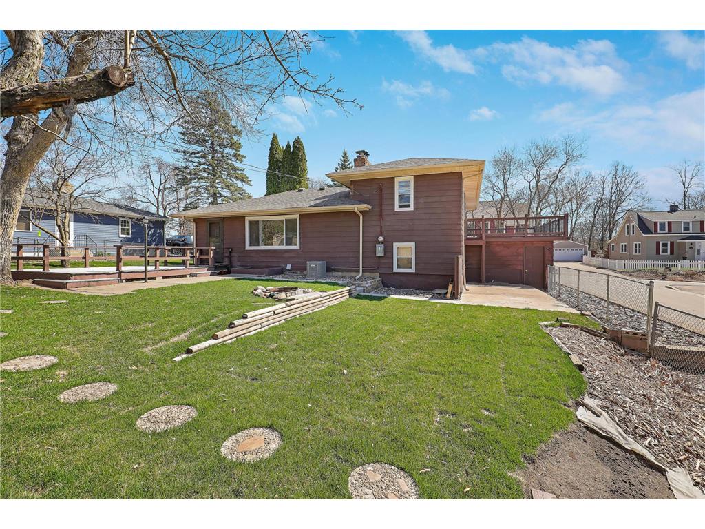 2930 Bay Street Minnetonka MN 55391 - Lake Minnetonka 7095350 image27