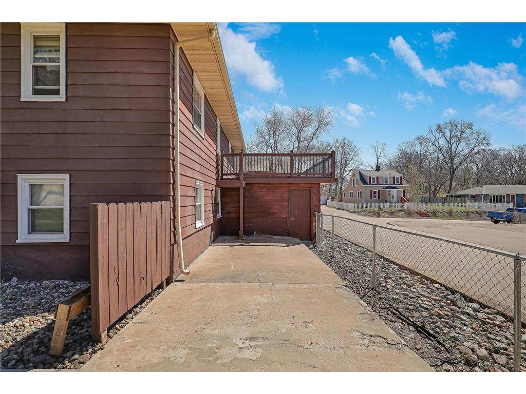 2930 Bay Street Minnetonka MN 55391 - Lake Minnetonka 7095350 image37