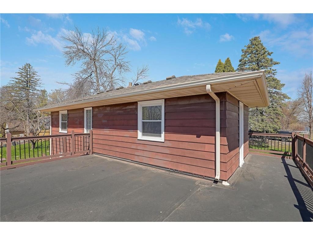 2930 Bay Street Minnetonka MN 55391 - Lake Minnetonka 7095350 image38