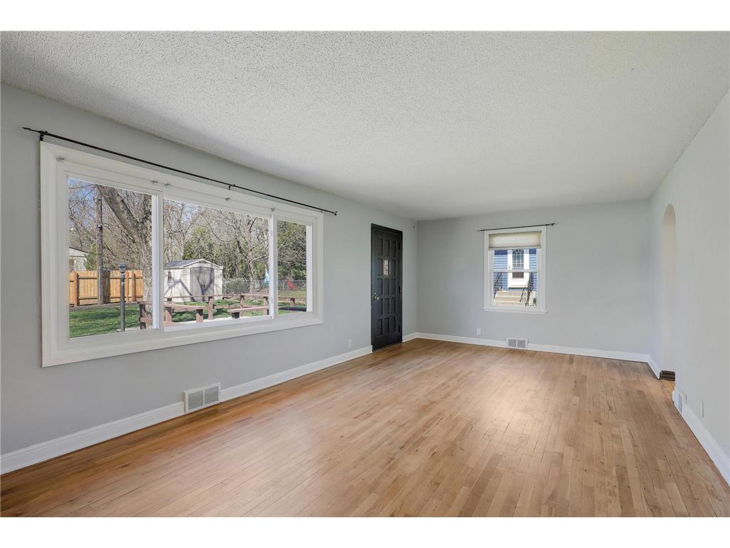 2930 Bay Street Minnetonka MN 55391 - Lake Minnetonka 7095350 image43