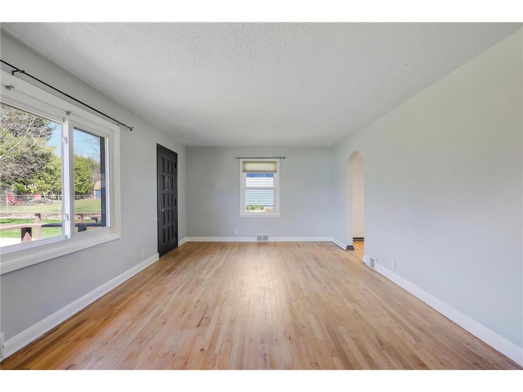 2930 Bay Street Minnetonka MN 55391 - Lake Minnetonka 7095350 image6
