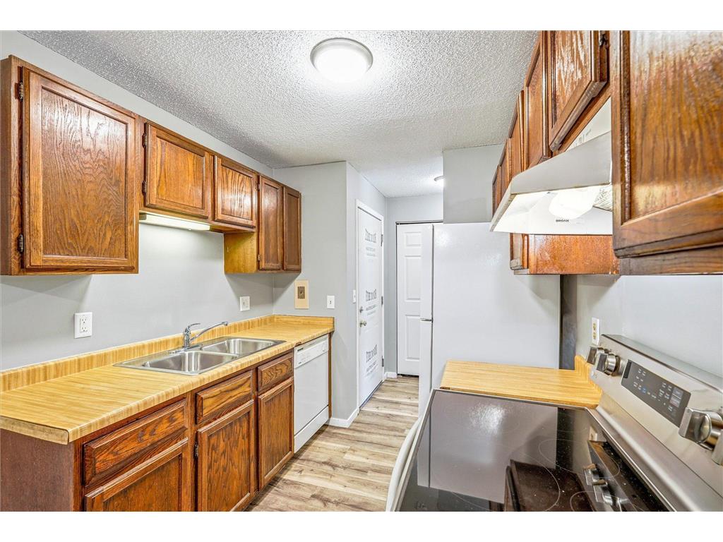 2930 Blaisdell Avenue #128 Minneapolis MN 55408 7056909 image15