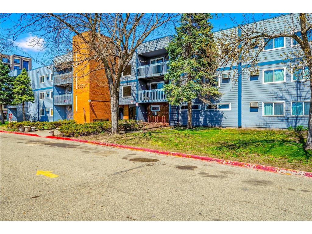 2930 Blaisdell Avenue #128 Minneapolis MN 55408 7056909 image24