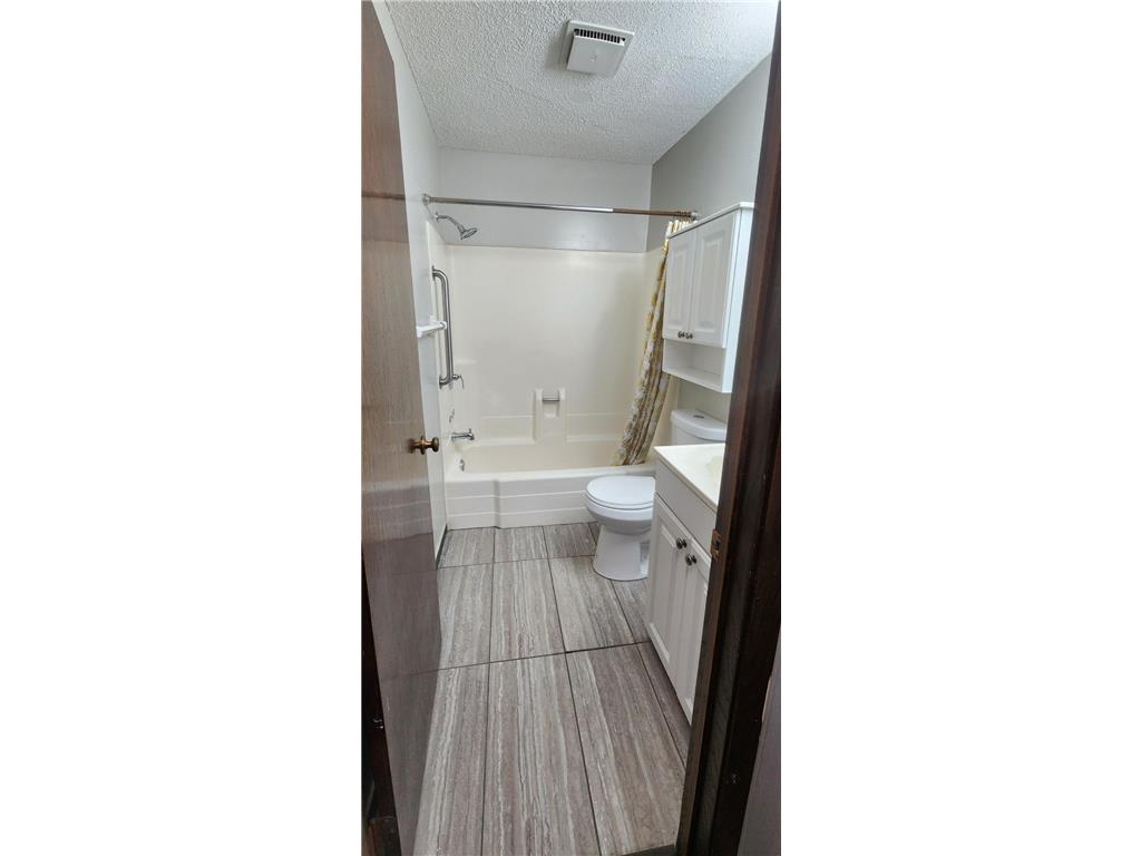 2930 Blaisdell Avenue #228 Minneapolis MN 55408 7033665 image10