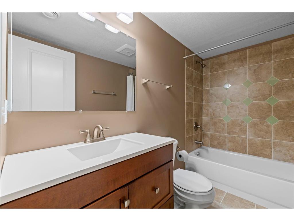 2930 Cleveland Street NE Minneapolis MN 55418 7108118 image30