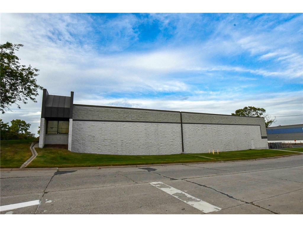 2930 N 2nd Street Minneapolis MN 55411 7077168 image87