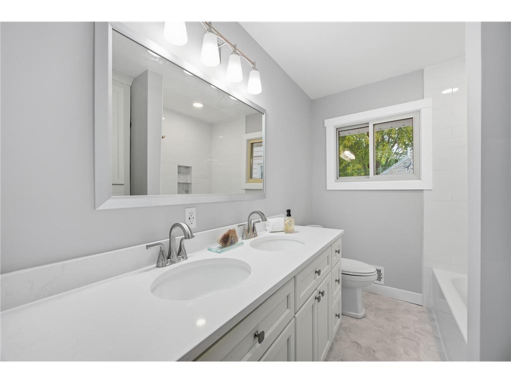 2931 Chowen Avenue N Robbinsdale MN 55422 6823793 image8