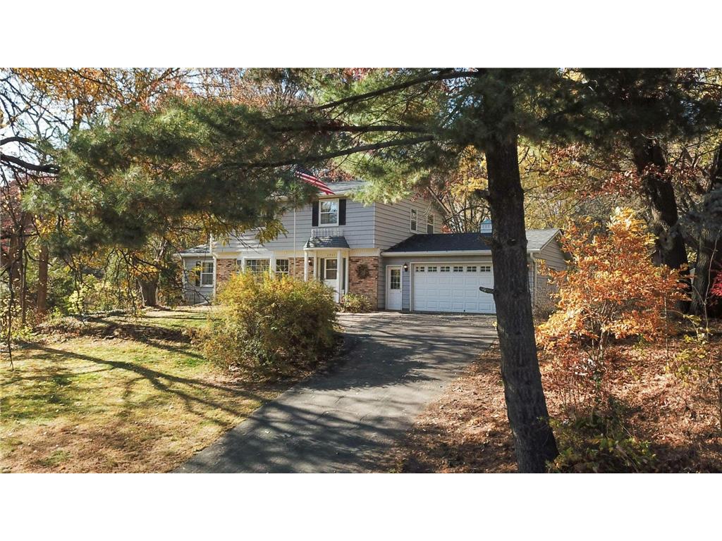 2931 Lake Boulevard, North Saint Paul, MN, 55109 MLS 6319809 Edina