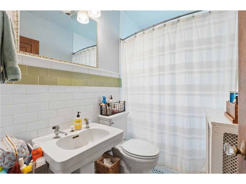 2933 Drew Avenue S Minneapolis MN 55416 7076416 image32