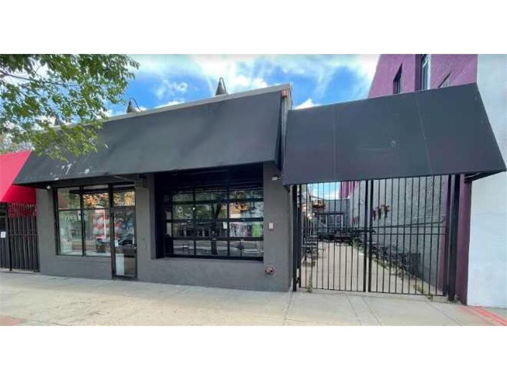 2933 Lyndale Avenue S Minneapolis MN 55408 7033303 image1