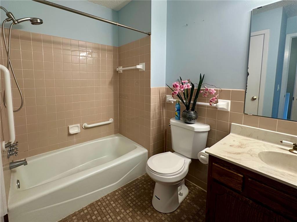 2934 68th Lane N Brooklyn Center MN 55430 7089456 image10