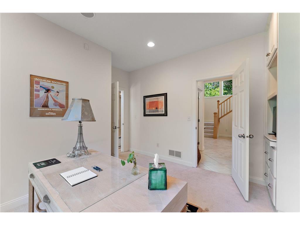 2935 Minnehaha Curve E Minnetonka MN 55391 6747102 image37