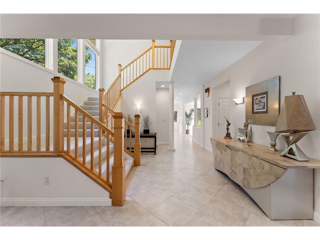 2935 Minnehaha Curve E Minnetonka MN 55391 6747102 image38