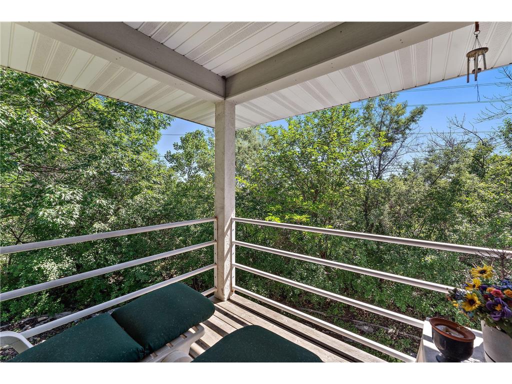 2935 Minnehaha Curve E Minnetonka MN 55391 6747102 image47