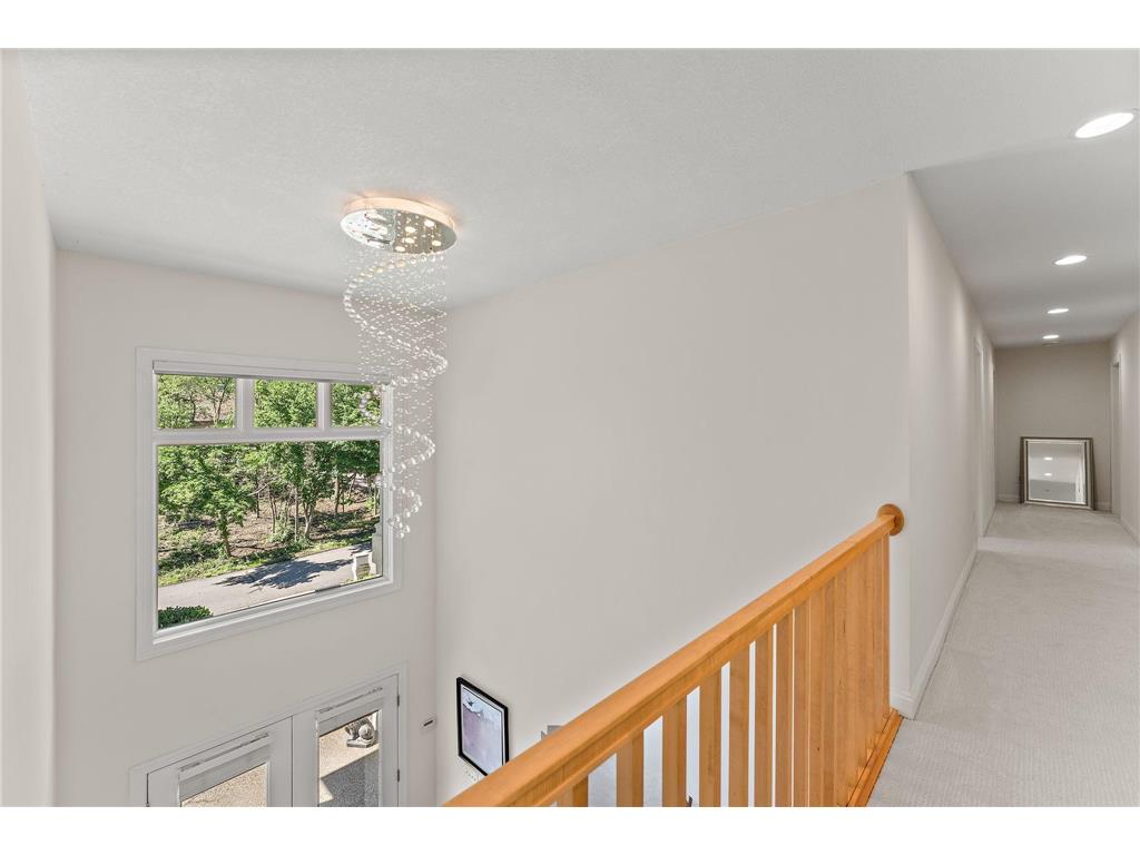 2935 Minnehaha Curve E Minnetonka MN 55391 6747102 image6