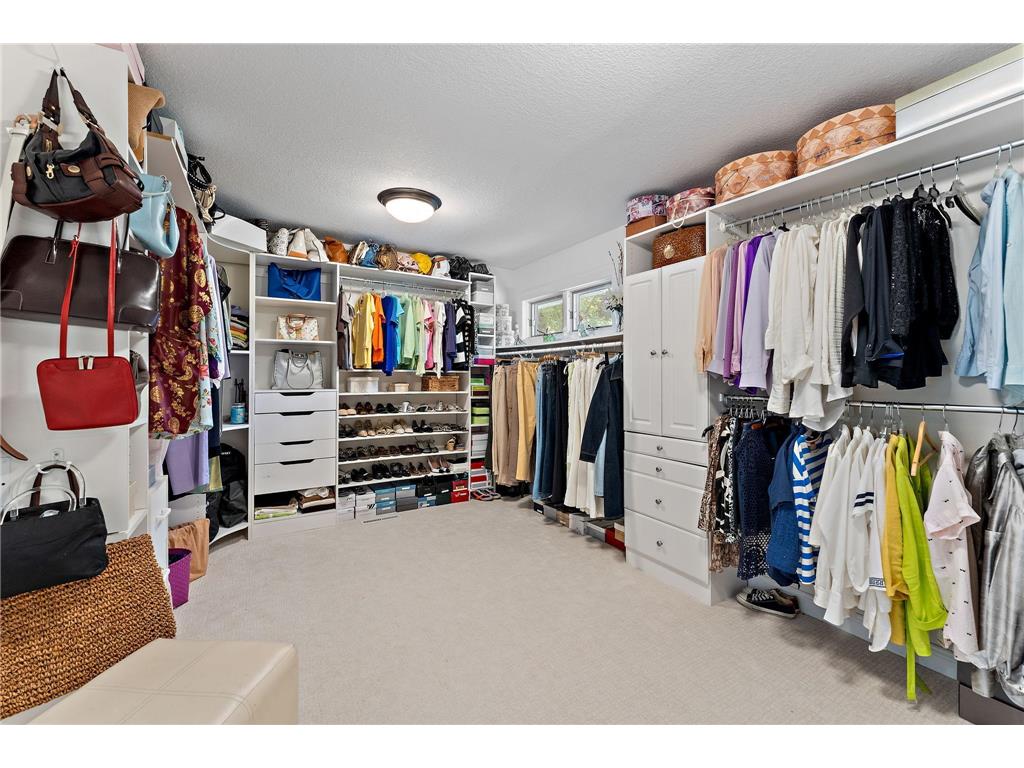 2935 Minnehaha Curve E Minnetonka MN 55391 7033954 image41