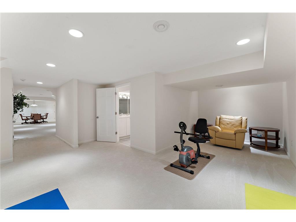 2935 Minnehaha Curve E Minnetonka MN 55391 7033954 image62