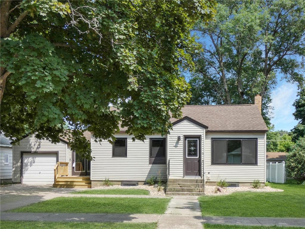 2935 Oak Avenue Slayton MN 56172 6577100 image1