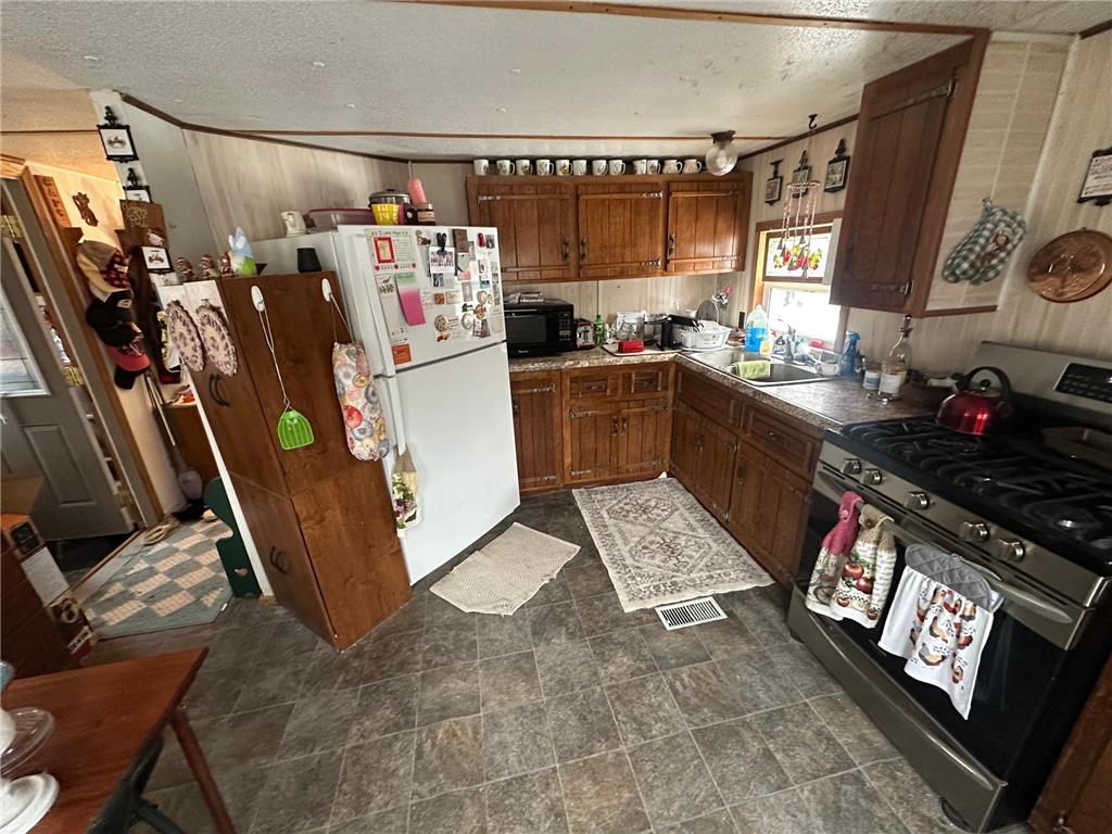 29368 685th Avenue Laona Twp MN 56673 6696666 image7