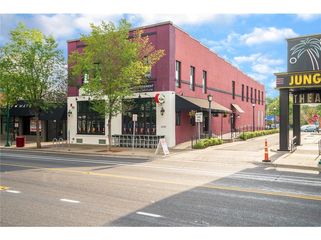 2937 Lyndale Avenue S Minneapolis MN 55408 6367359 image1