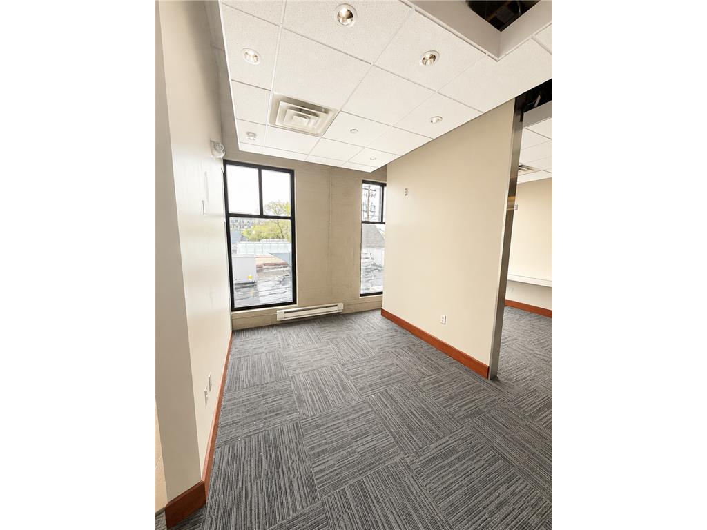 2937 Lyndale Avenue S Minneapolis MN 55408 7092578 image10