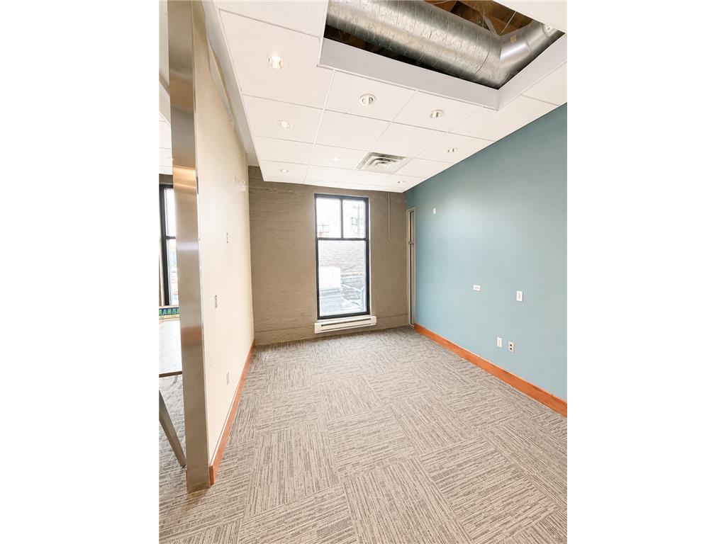 2937 Lyndale Avenue S Minneapolis MN 55408 7092578 image11