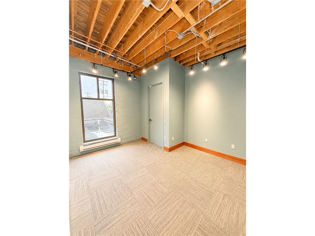 2937 Lyndale Avenue S Minneapolis MN 55408 7092578 image13