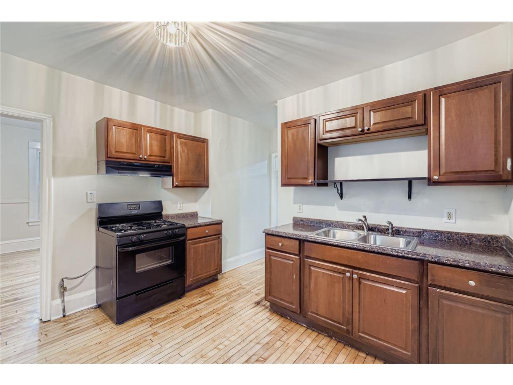 2939 Russell Ave Avenue N Minneapolis MN 55411 6820676 image12