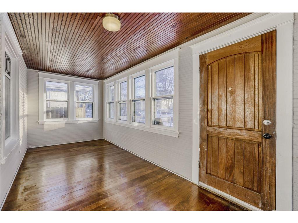 2939 Russell Avenue N Minneapolis MN 55411 7008798 image2