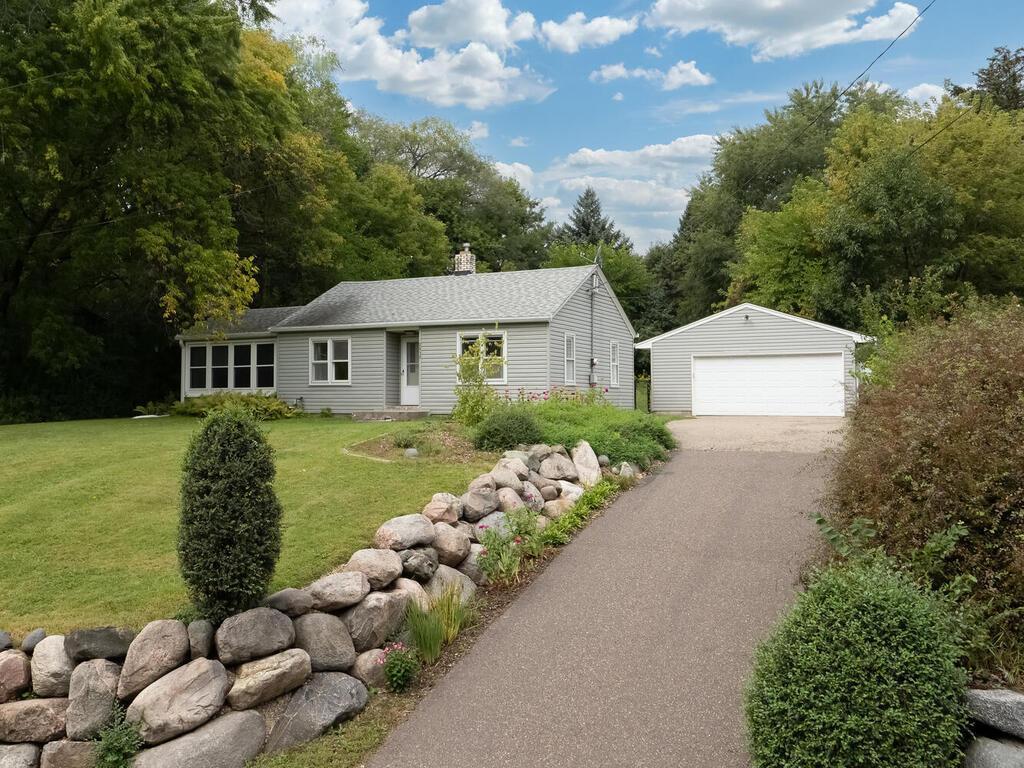 2939 W Owasso Boulevard Roseville MN 55113 6790804 image1