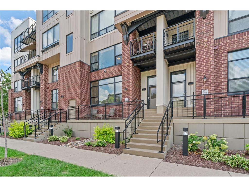 294 Spring Street Saint Paul MN 55102 7024890 image1
