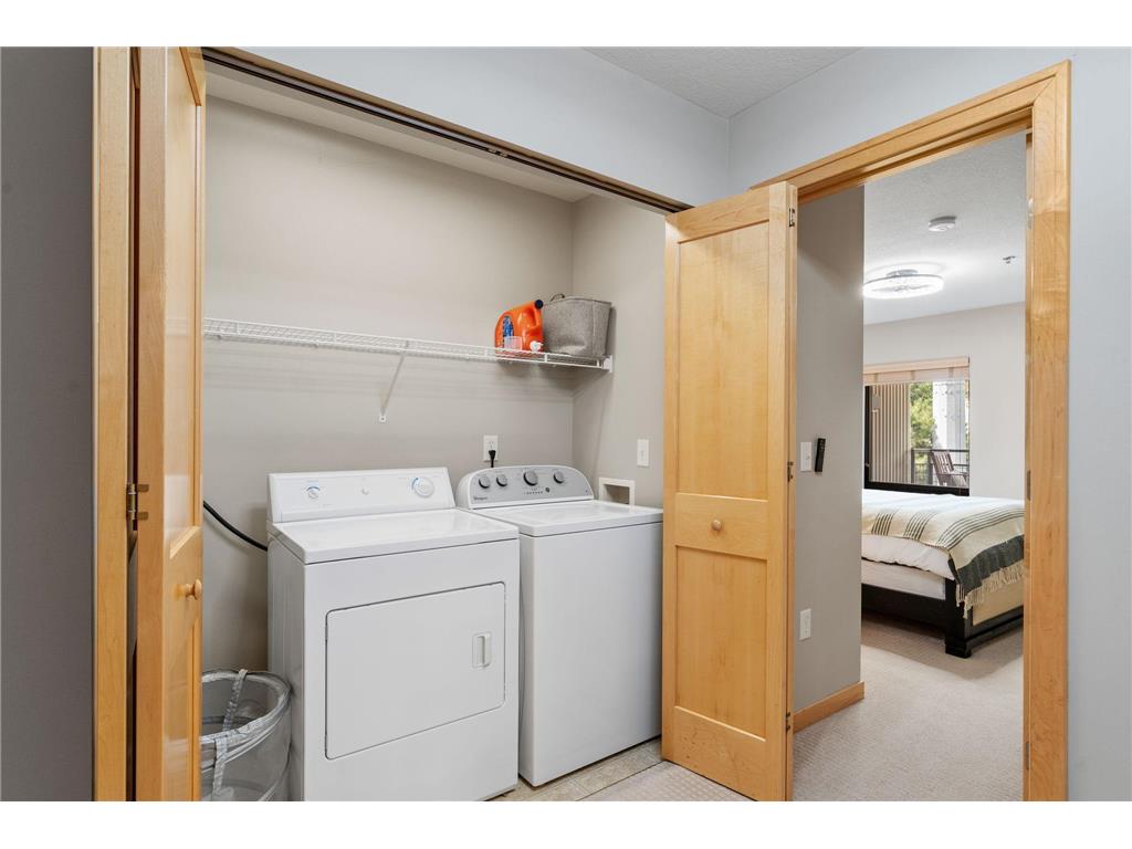 294 Spring Street Saint Paul MN 55102 7024890 image23