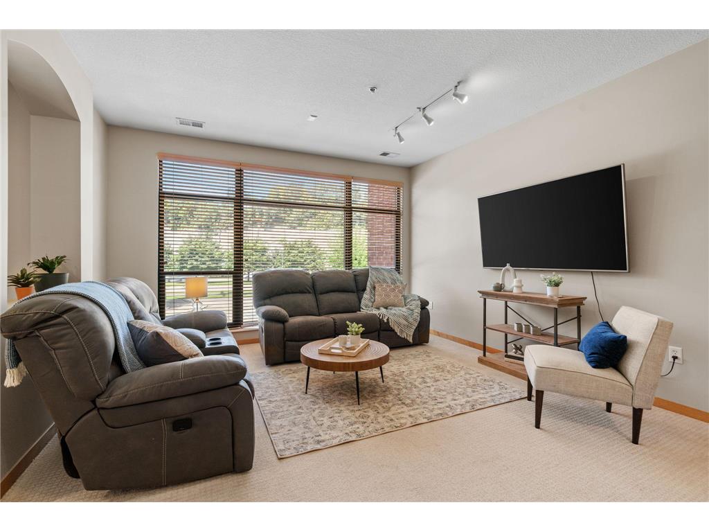 294 Spring Street Saint Paul MN 55102 7024890 image5