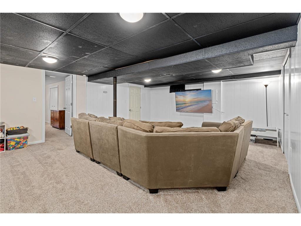 2942 Matilda Street Roseville MN 55113 7025106 image11