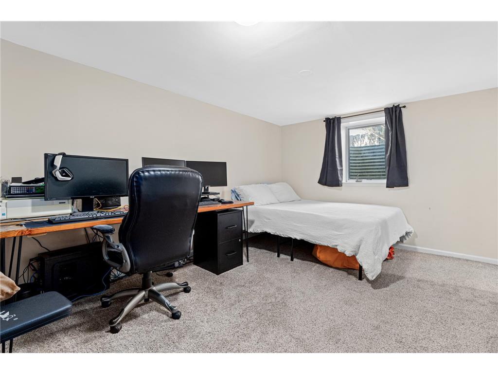 2942 Matilda Street Roseville MN 55113 7025106 image12