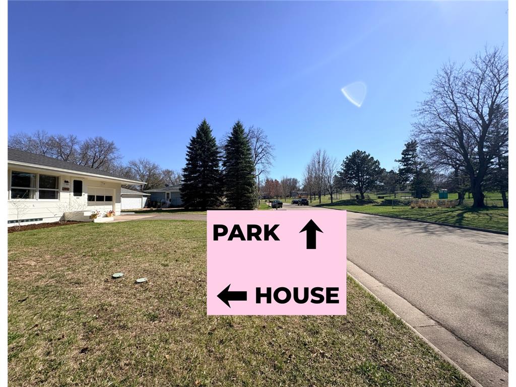 2942 Matilda Street Roseville MN 55113 7025106 image18