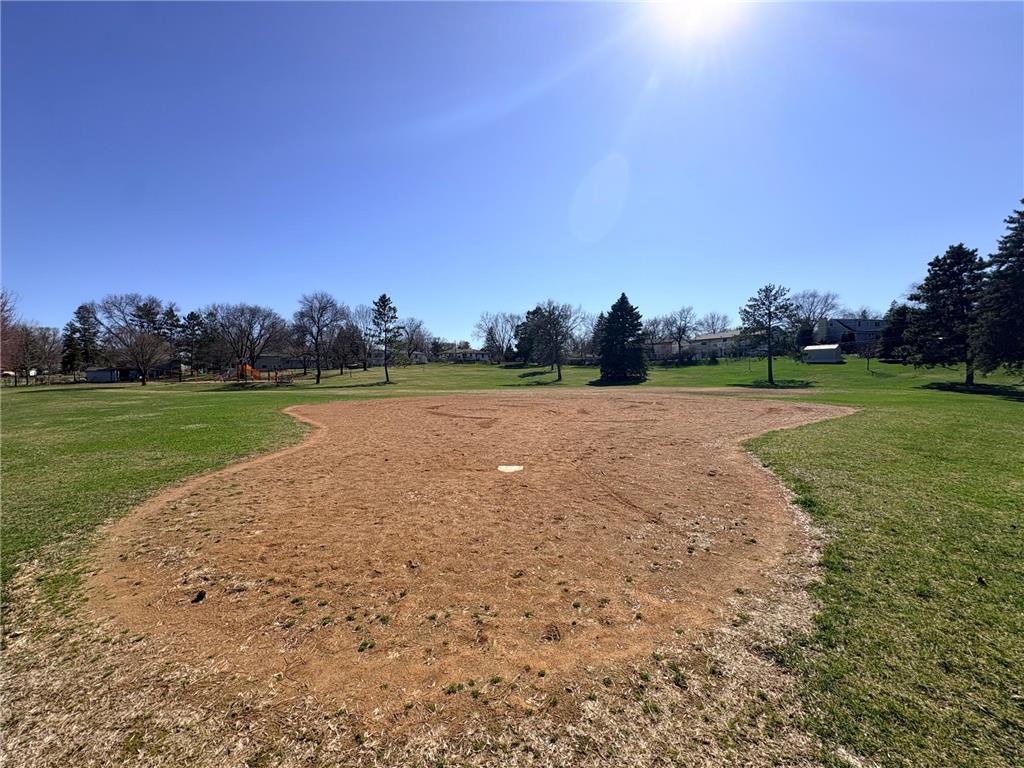 2942 Matilda Street Roseville MN 55113 7025106 image19