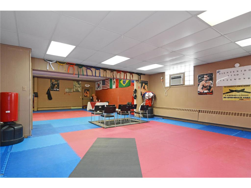 2942 Oakland Avenue Minneapolis MN 55407 6687718 image6