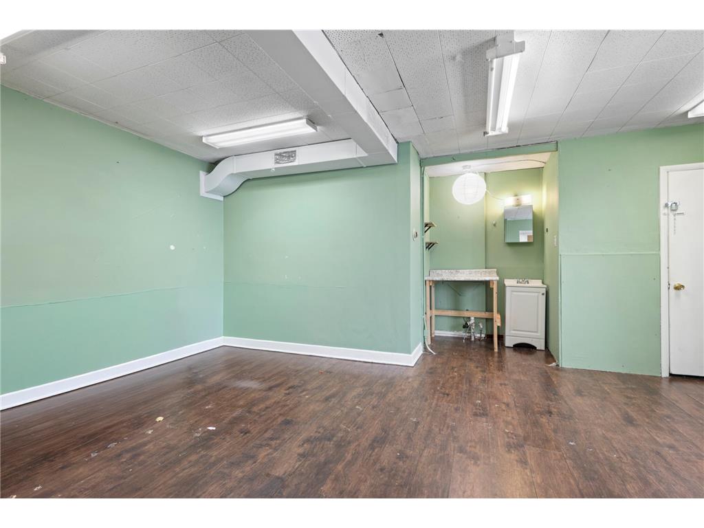 2942 Oakland Avenue Minneapolis MN 55407 7010585 image12